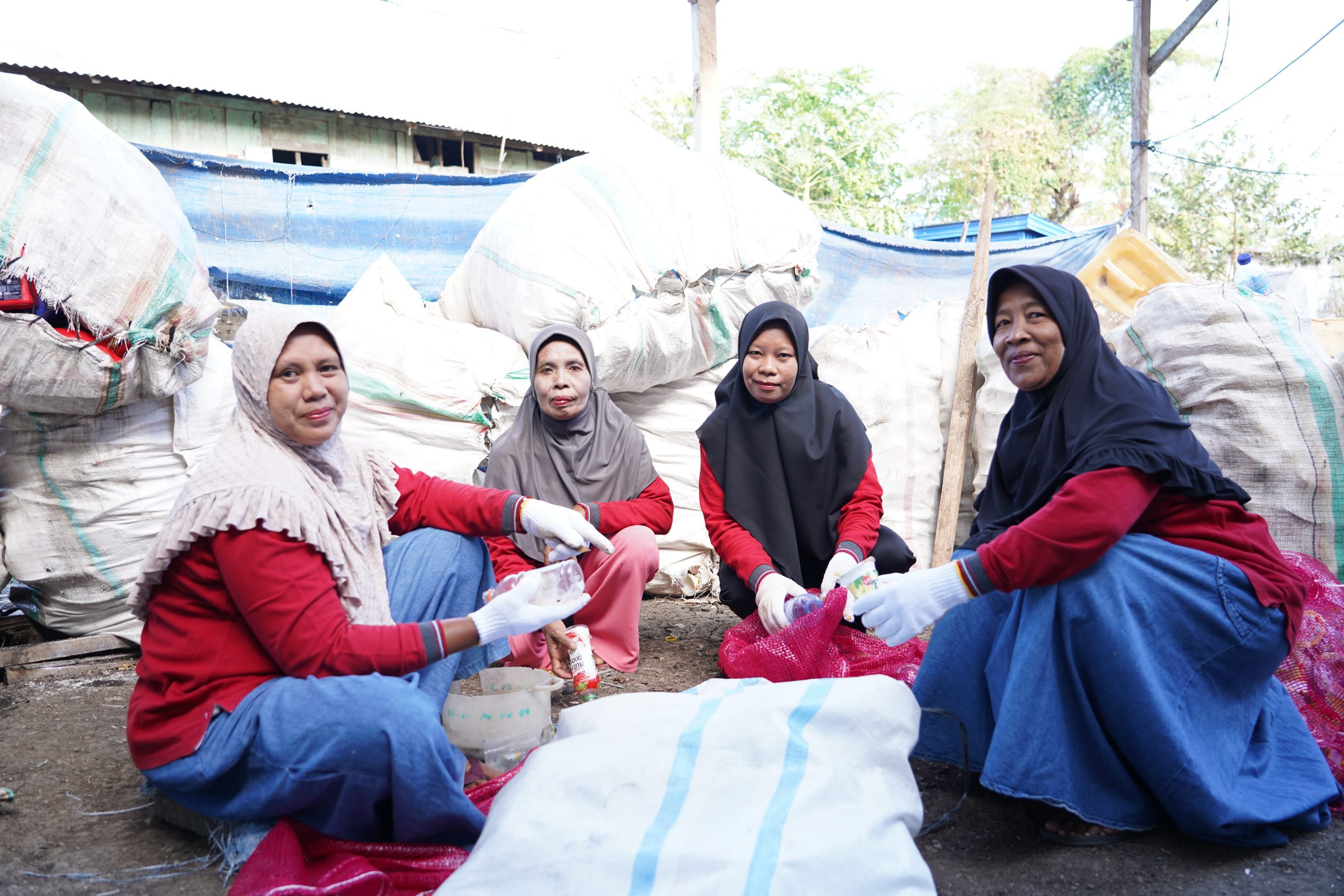 PT Sumbawa Timur Mining Waste Bank Empowers Communities
